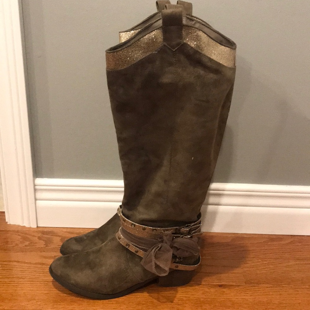 Boots!!